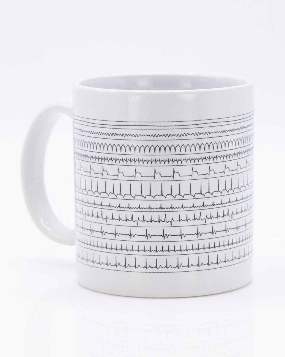 https://cognitive-surplus.com/cdn/shop/products/SECONDS-Heartbeat-20-oz-Mega-Mug-Cognitive-Surplus-214_2048x.jpg?v=1659242342